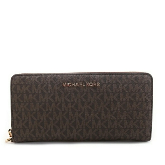 Michael Kors Handbags - 🆕️Michael Kors Signature Logo Jet Set Wallet